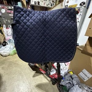 Brand new Horze Navy AP Saddle Pad with Crystals
Horse size